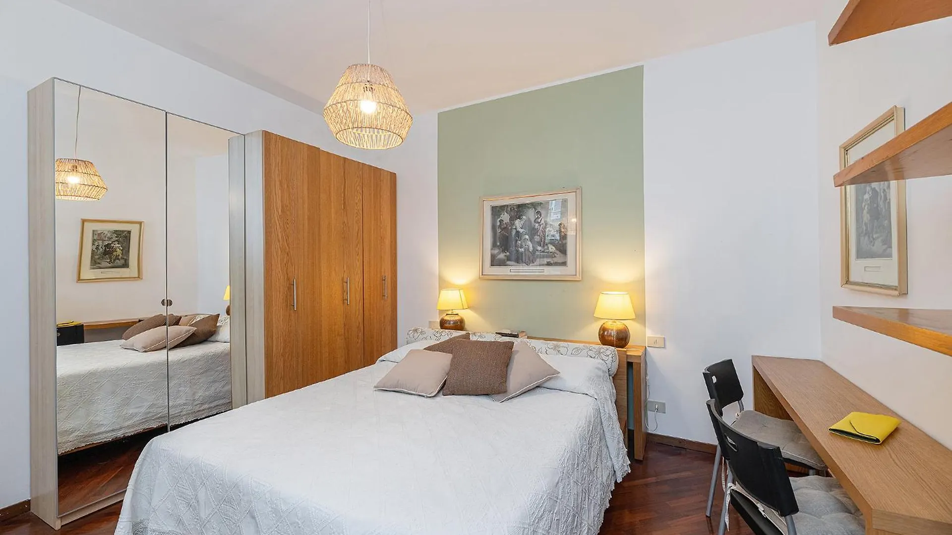 Ethnic-Chic, A Due Passi Dal Duomo! Apartment Milan Italy