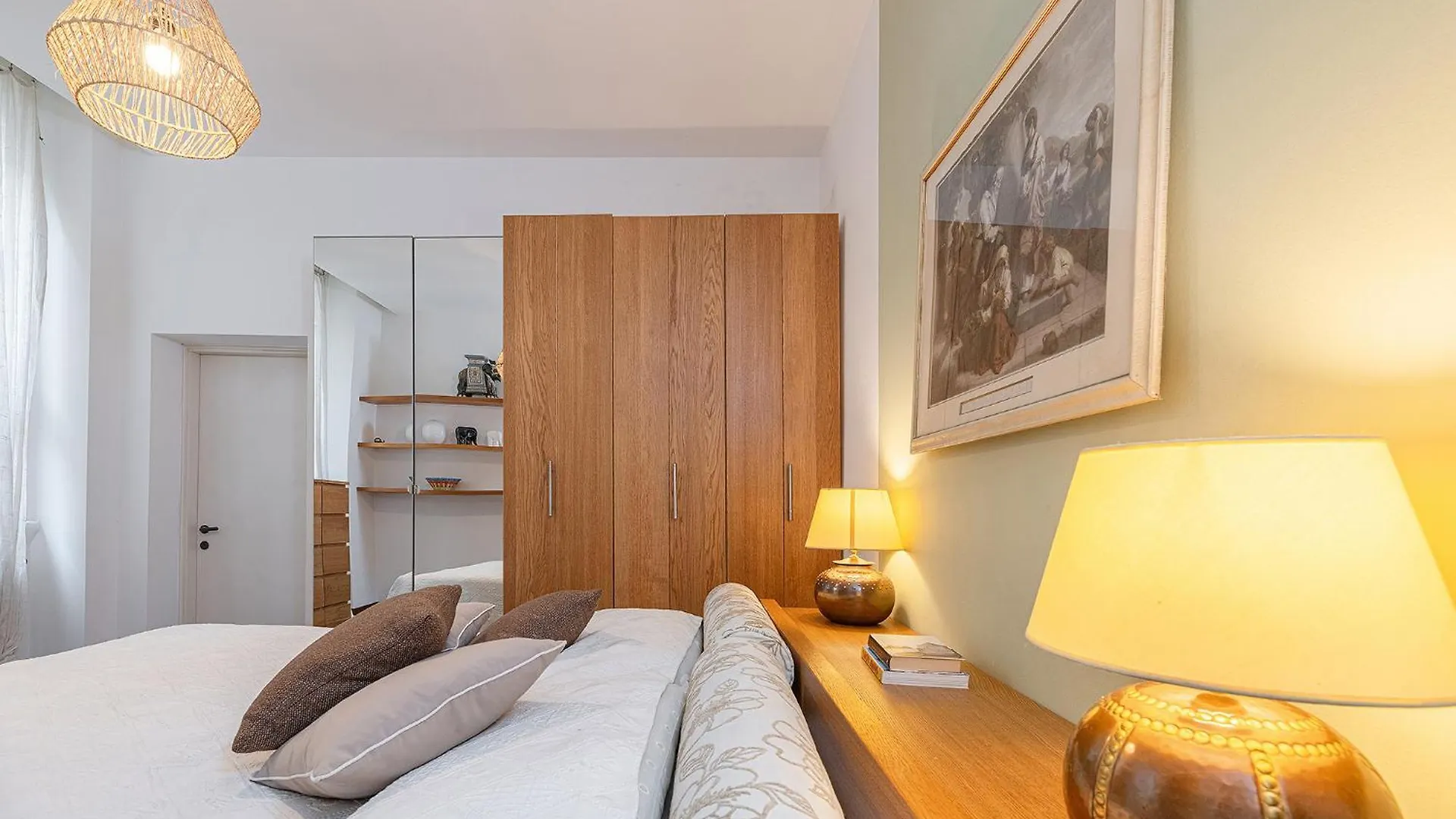 Ethnic-Chic, A Due Passi Dal Duomo! Apartment Milan 0*,
