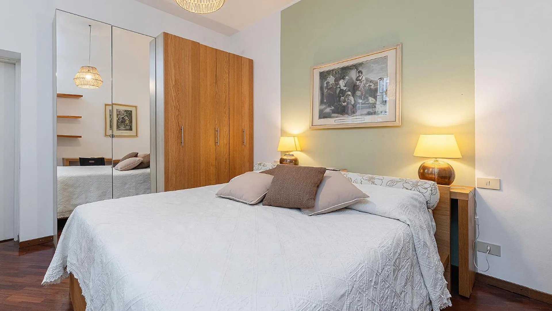 Ethnic-Chic, A Due Passi Dal Duomo! Apartment Milan Italy